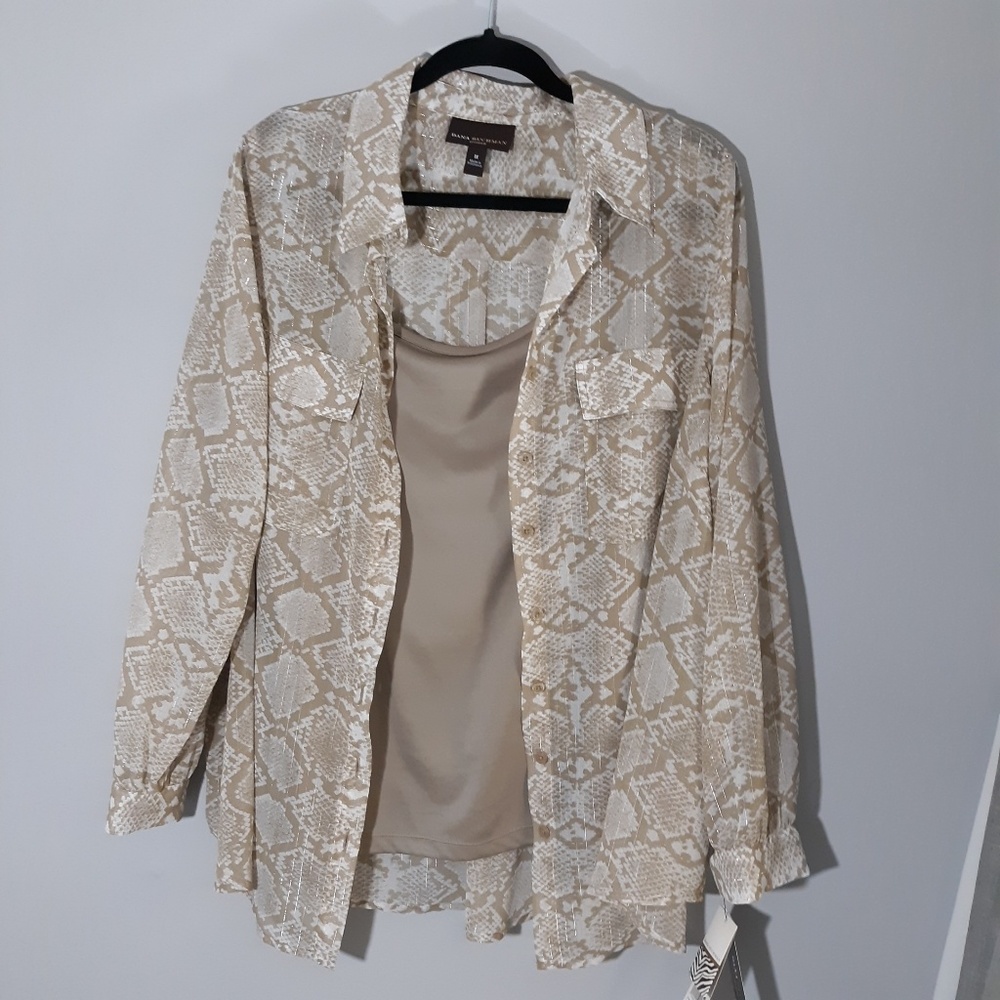 Dana Buchman tan snakeskin blouse with cami